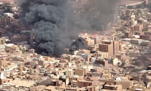 Loin de l'Ukraine et de Gaza, la guerre oubliée au Soudan...