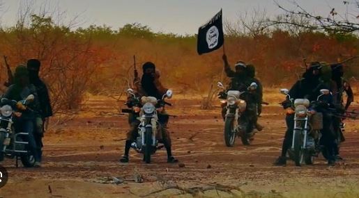 Mali : les motos au cœur de la riposte à la menace "Daesh" à Ménaka (vidéo)